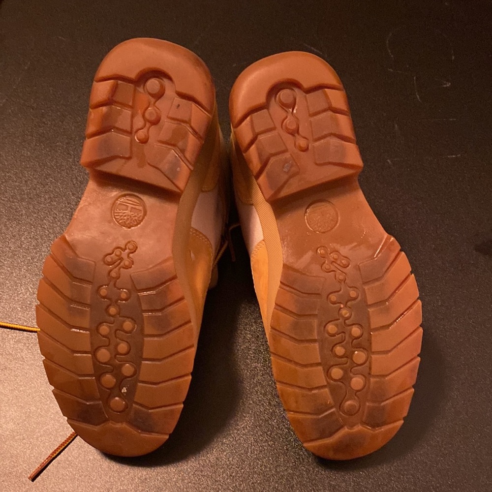 Vintage Timberland Boots - Picture 7 of 10